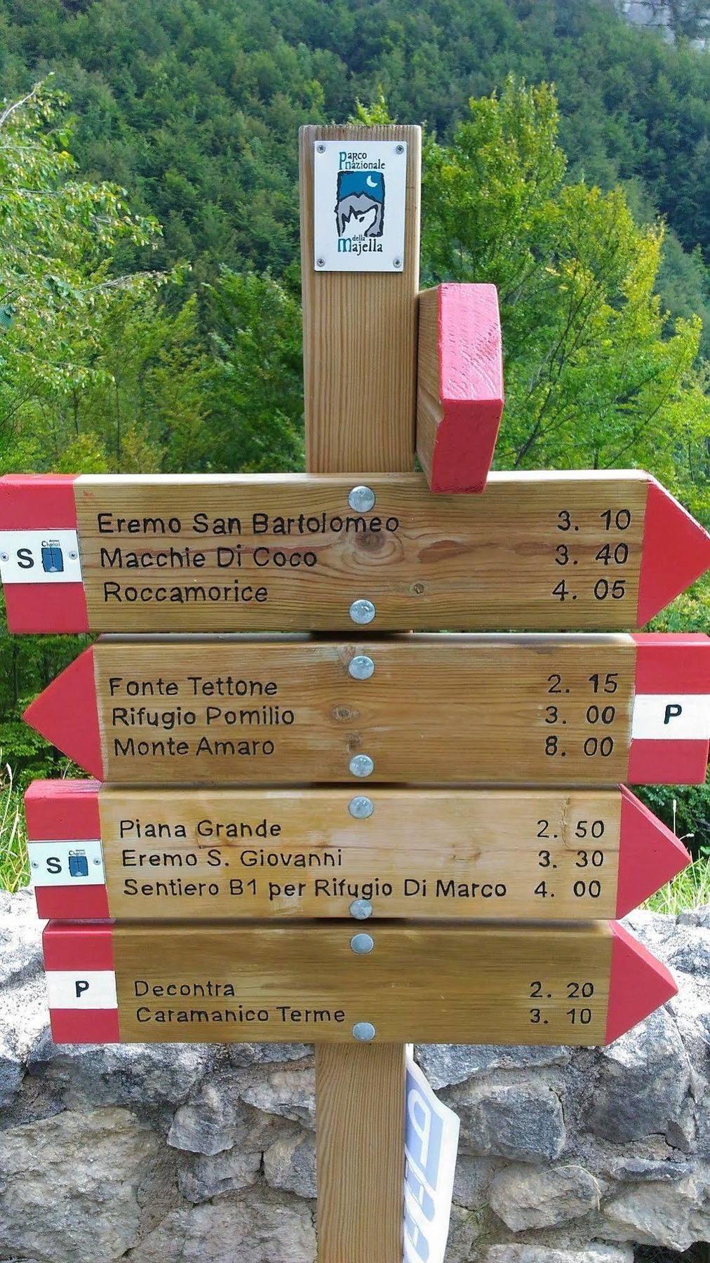 Le Pietre Ricce B&B Roccamontepiano Bagian luar foto