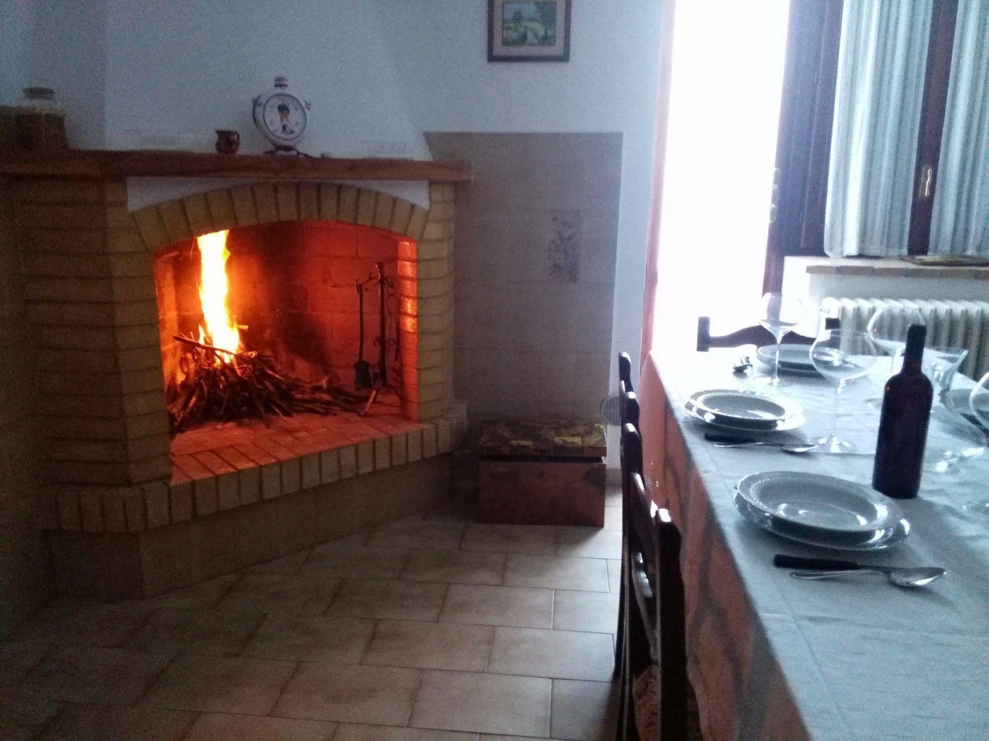 Le Pietre Ricce B&B Roccamontepiano Bagian luar foto