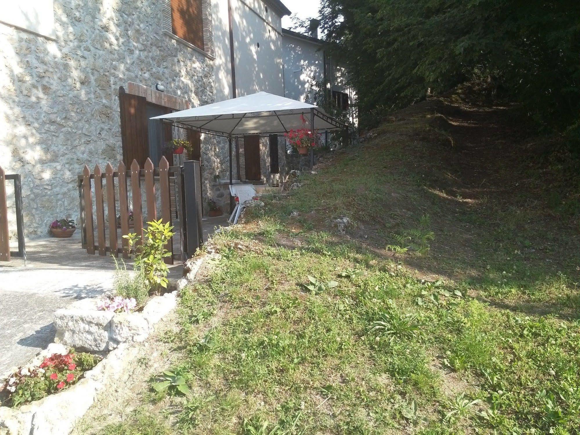 Le Pietre Ricce B&B Roccamontepiano Bagian luar foto