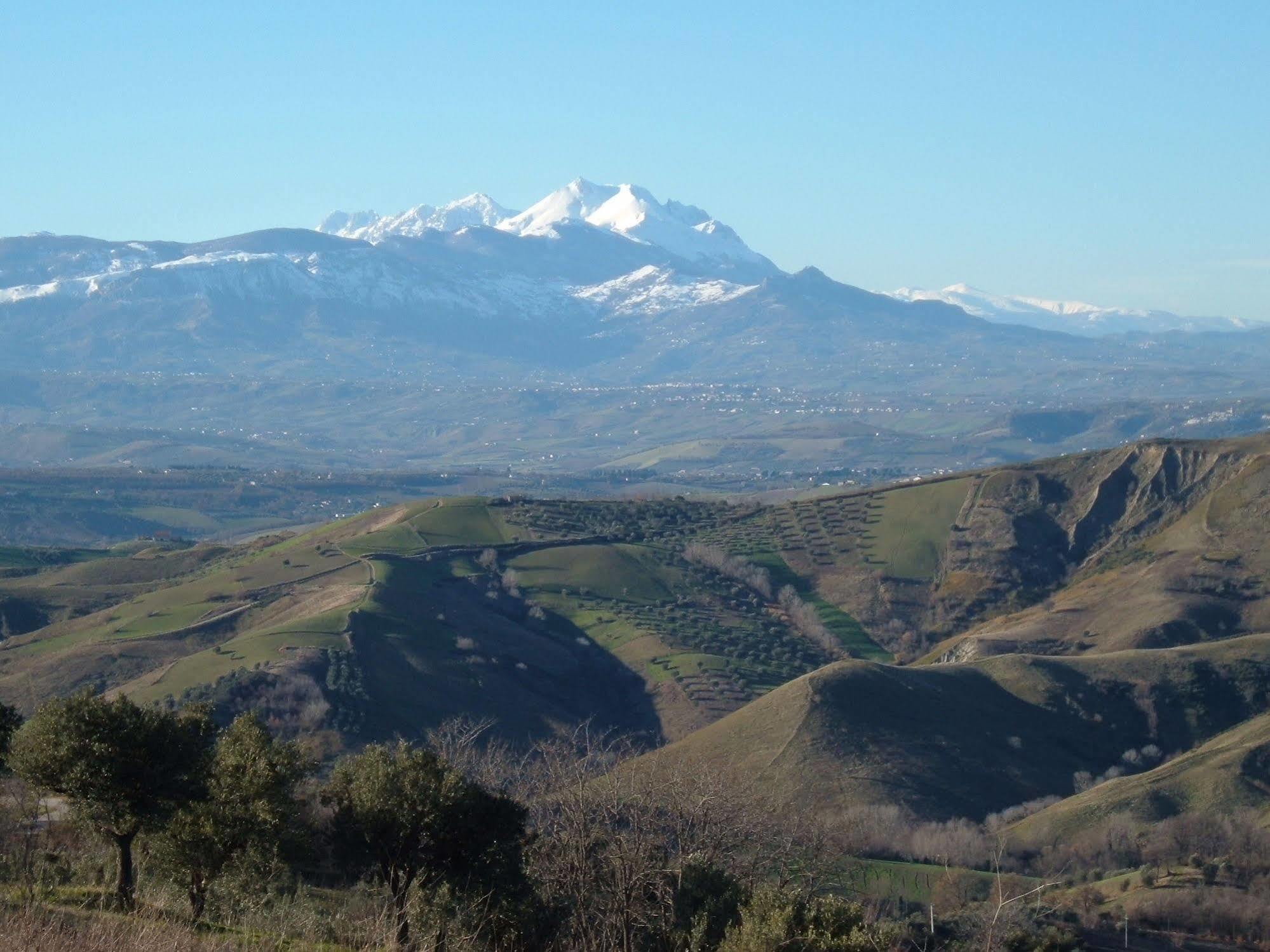 Le Pietre Ricce B&B Roccamontepiano Bagian luar foto